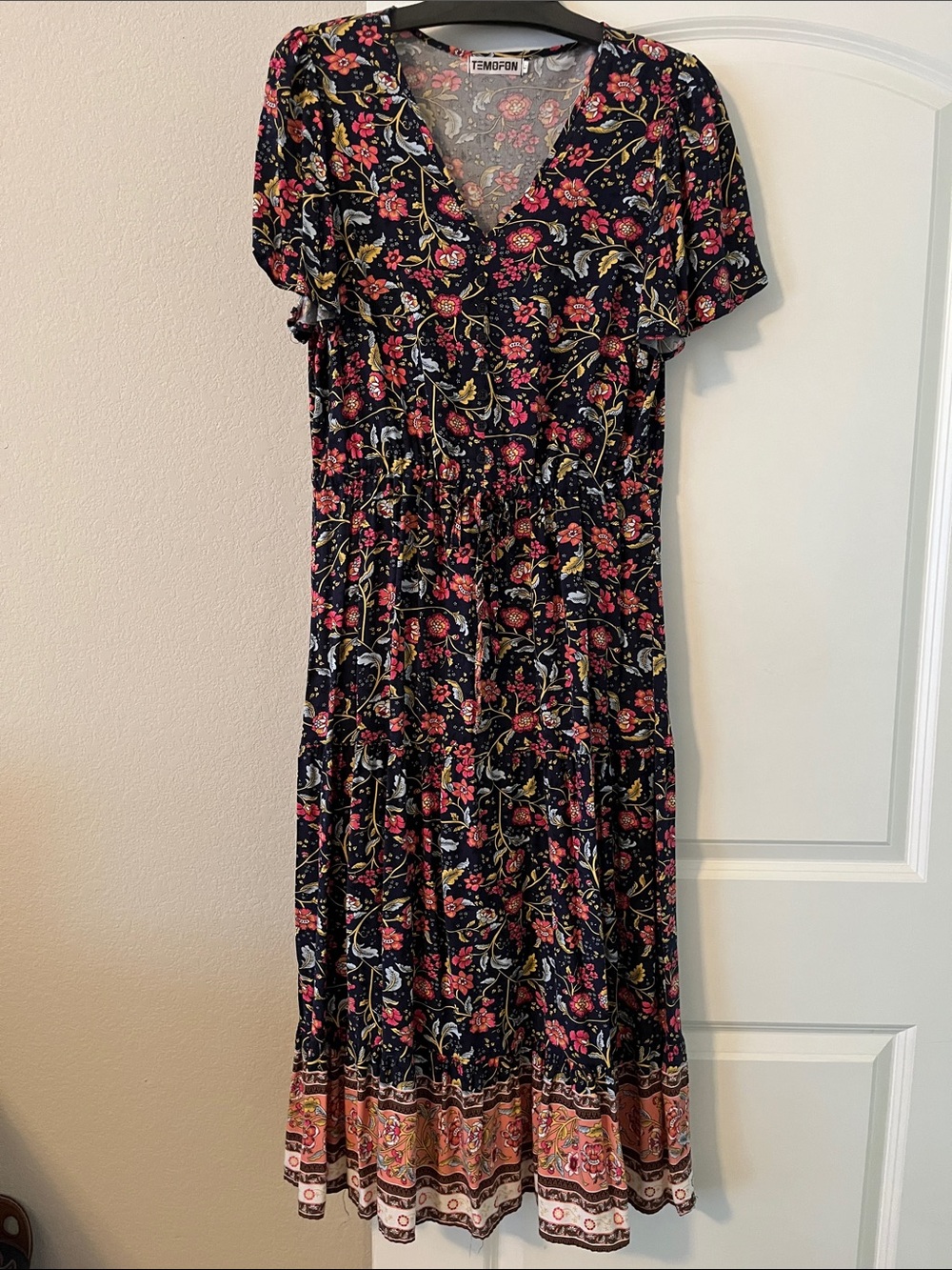 Navy Floral V-Neck Midi Dress